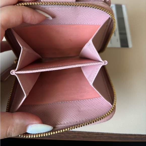 Prada Safiano Leather Wallet - PRISTINE - Picture 6 of 9